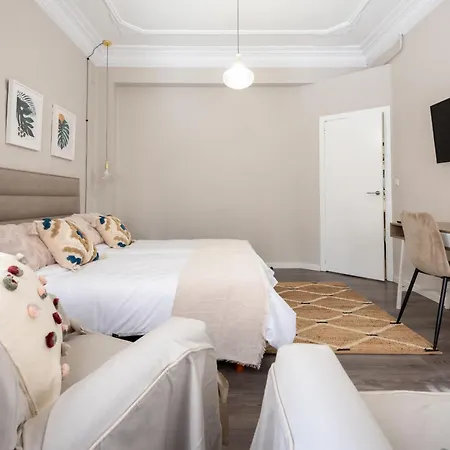 Nice Lodging Near The Plaza De Toros Valencia Buitenkant foto